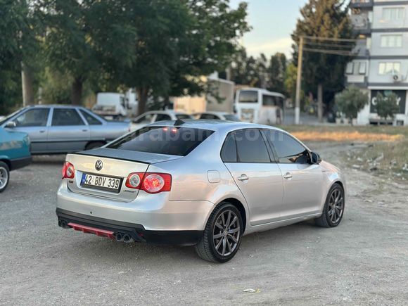 Galeriden Volkswagen Jetta 1.6 Primeline 2007 Model İzmir