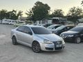 Galeriden Volkswagen Jetta 1.6 Primeline 2007 Model İzmir