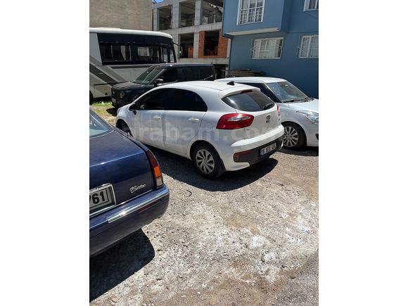 Sahibinden Kia Rio 1.4 CRDi Comfort 2015 Model 