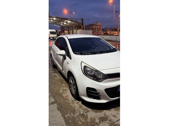 Sahibinden Kia Rio 1.4 CRDi Comfort 2015 Model 