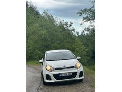 Sahibinden Kia Rio 1.4 CRDi Comfort 2015 Model 
