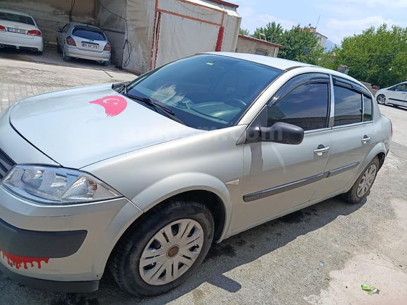 Sahibinden Renault Megane 1.6 Dynique 2004 Model