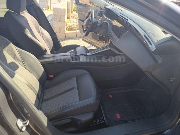 Sahibinden Peugeot 408 1.2 PureTech Allure 2023 Model Hatay 40.000 km Füme