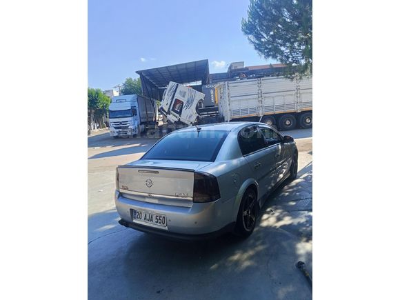 Sahibinden Opel Vectra 2.2 Elegance 2003 Model