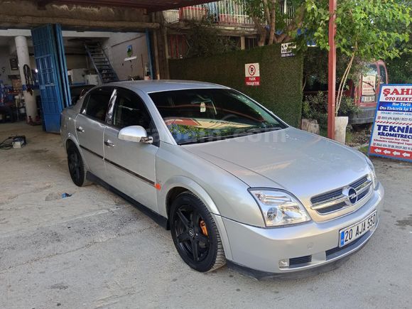Sahibinden Opel Vectra 2.2 Elegance 2003 Model