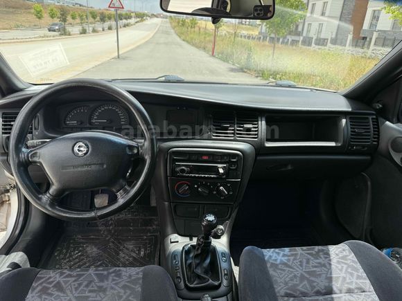 Kondisyonlu temiz vectra