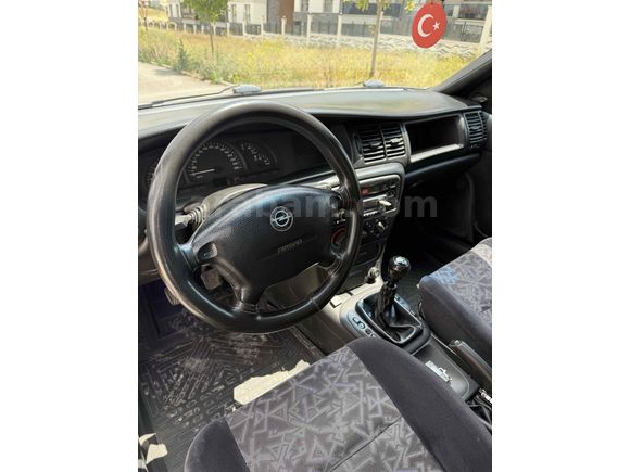 Kondisyonlu temiz vectra