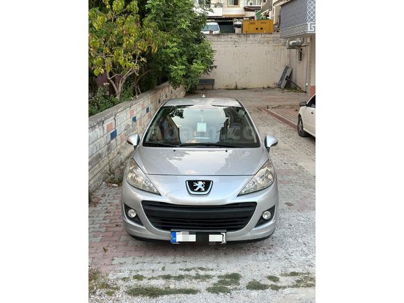 Sahibinden Peugeot 207 1.4 HDi Trendy 2011 Model  180.000 km Gri