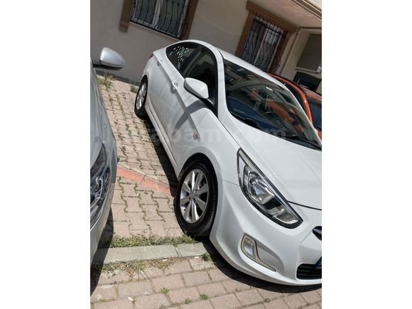 Sahibinden Hyundai Accent Blue 1.6 CRDI Mode 2017 Model 