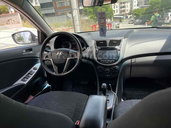 Sahibinden Hyundai Accent Blue 1.6 CRDI Mode 2017 Model 