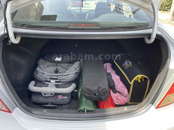 Sahibinden Hyundai Accent Blue 1.6 CRDI Mode 2017 Model 