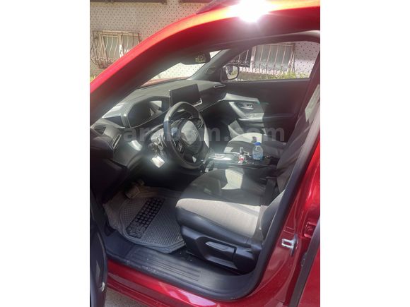 Sahibinden Peugeot 2008 1.2 PureTech Allure 2023 Model 