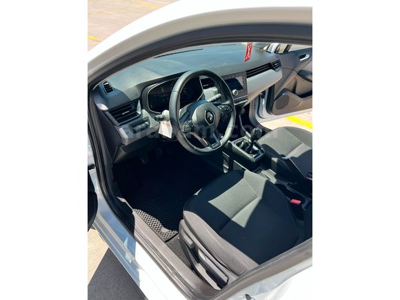 Sahibinden Renault Clio 1.0 SCe Joy 2020 Model 