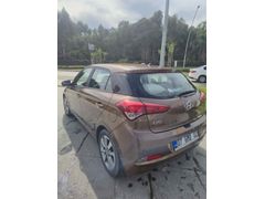 Sahibinden Hyundai i20 1.2 MPI Elite 2015 Model  75.000 km Kahverengi