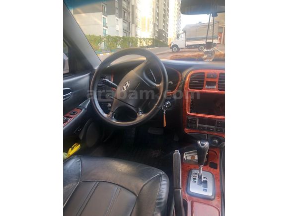 Hyundai Sonata 2005 modeli