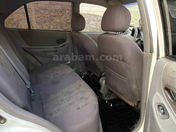 Galeriden Hyundai Accent 1.5 CRDi Admire 2005 Model Van