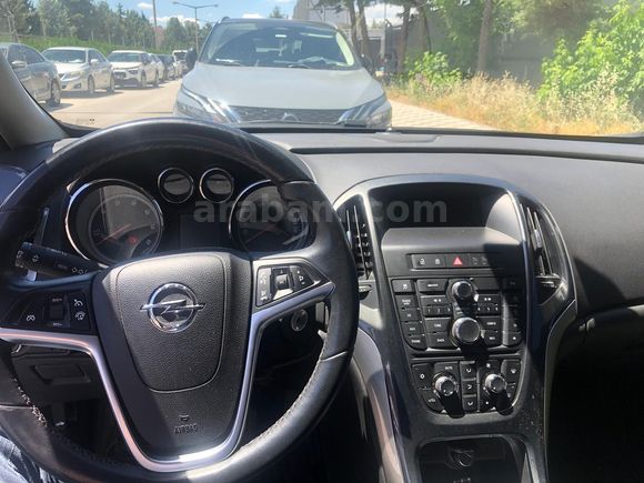 SAHİBİNDEN ÇOK ACİL SATILIK / Opel Astra 1.6 CDTI Cosmo 2014 Model 