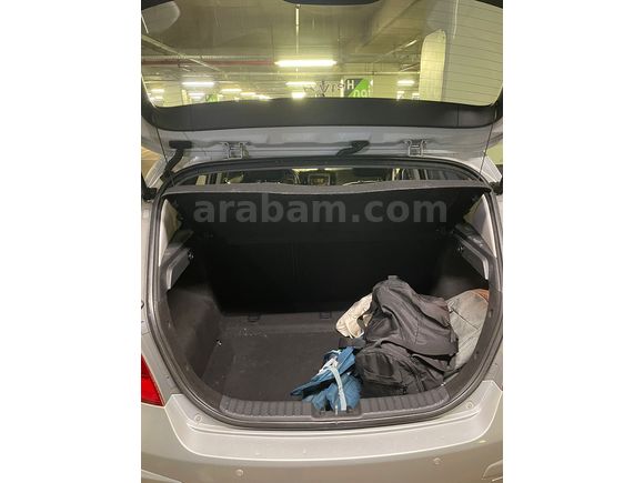 Sahibinden Hyundai i30 1.6 CRDi Mode 2010 Model 