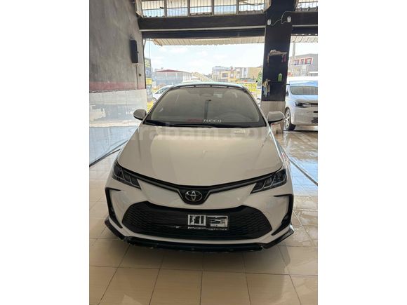 Sahibinden Toyota Corolla 1.5 Vision Plus 2025 Model  30.000 km Beyaz