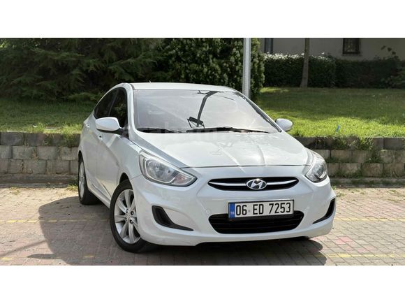 Sahibinden Hyundai Accent Blue 1.6 CRDI Mode Plus 2017 Model  162.000 km Beyaz