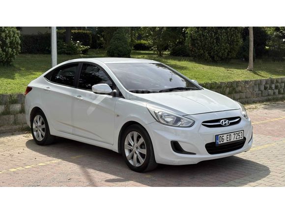 Sahibinden Hyundai Accent Blue 1.6 CRDI Mode Plus 2017 Model  162.000 km Beyaz