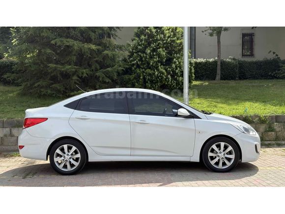 Sahibinden Hyundai Accent Blue 1.6 CRDI Mode Plus 2017 Model  162.000 km Beyaz
