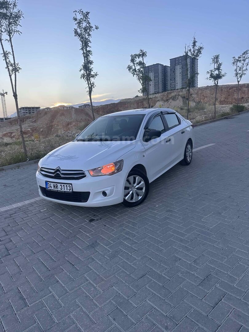 Galeriden Citroen C-Elysée 1.6 HDi Attraction 2015 Model Gaziantep 240.000 km Beyaz 2