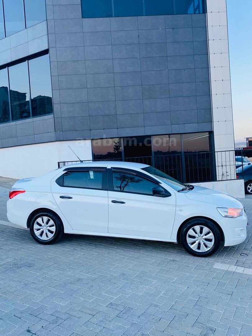 Galeriden Citroen C-Elysée 1.6 HDi Attraction 2015 Model Gaziantep 240.000 km Beyaz 7