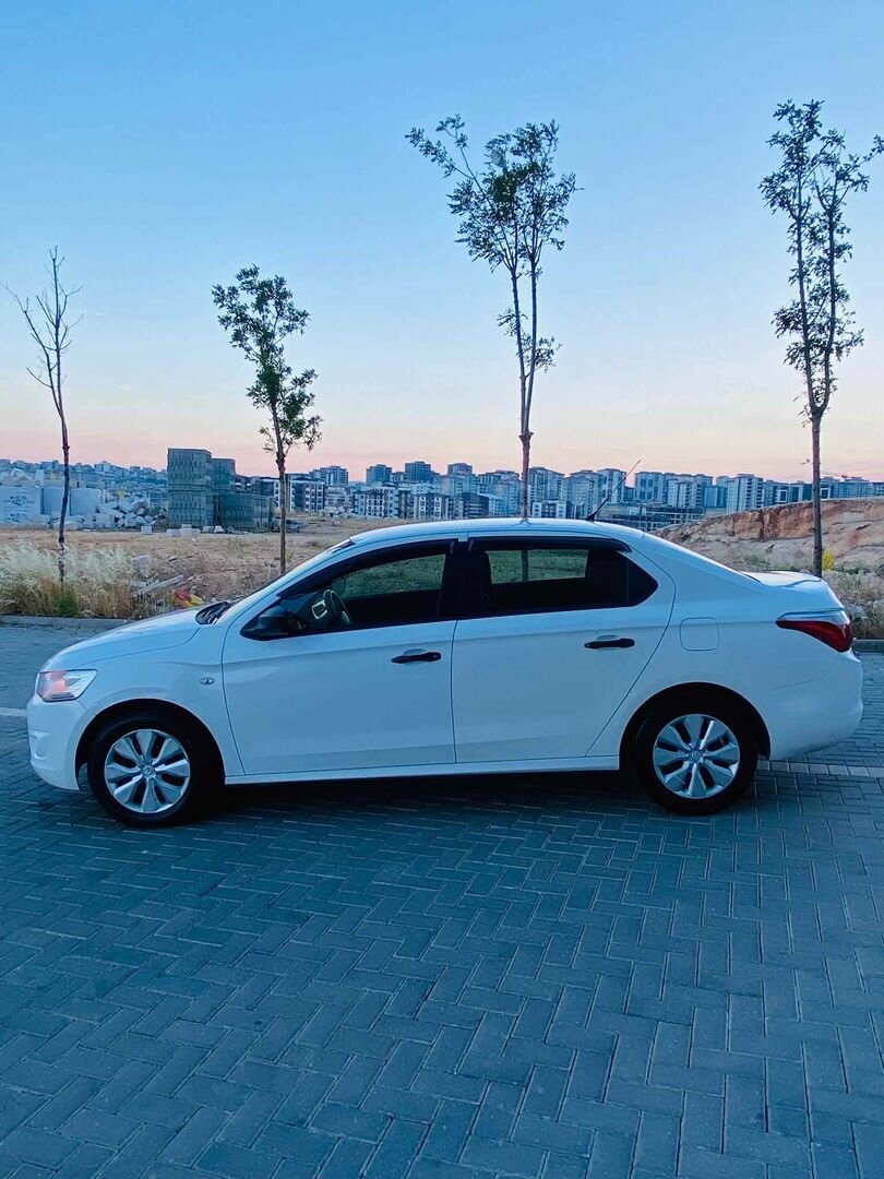 Galeriden Citroen C-Elysée 1.6 HDi Attraction 2015 Model Gaziantep 240.000 km Beyaz 6