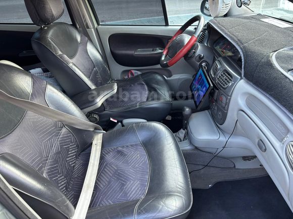 Sahibinden Renault Scenic 1.6 Dynamique 2003 Model Antalya
