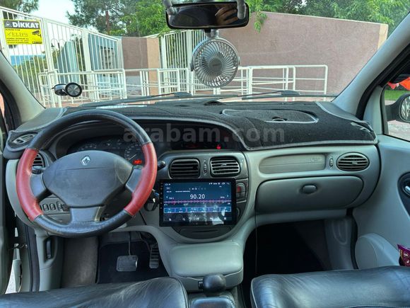 Sahibinden Renault Scenic 1.6 Dynamique 2003 Model Antalya