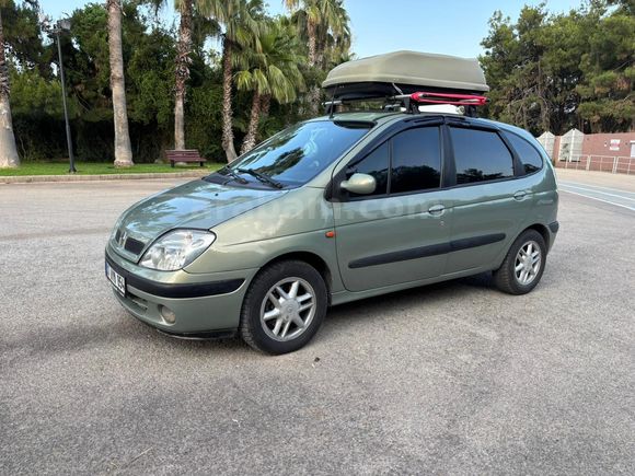 Sahibinden Renault Scenic 1.6 Dynamique 2003 Model Antalya