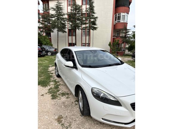 Sahibinden Volvo V40 1.6 D Premium 2014 Model 