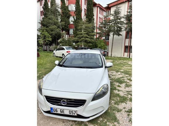 Sahibinden Volvo V40 1.6 D Premium 2014 Model 