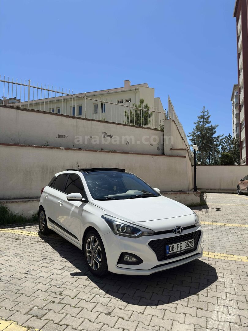 Sahibinden Hyundai i20 1.4 MPI Elite Smart 2019 Model Ankara 149.000 km Beyaz 7