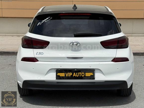 2017 MODEL HYUNDAİ İ 30 STYLE 139 BİN KM