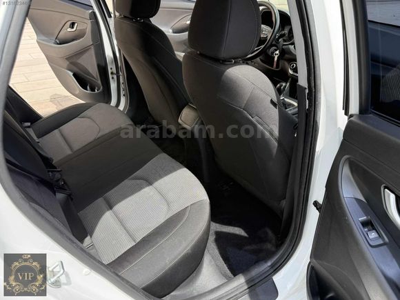 2017 MODEL HYUNDAİ İ 30 STYLE 139 BİN KM