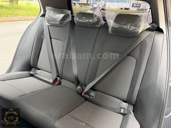 2024 MODEL GOLF 19.000 KM HATASIZ BOYASIZ