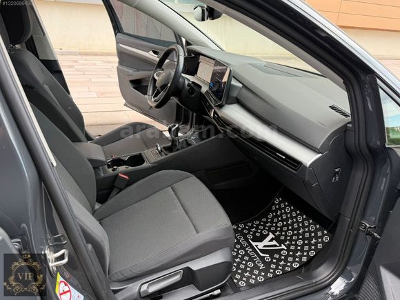 2024 MODEL GOLF 19.000 KM HATASIZ BOYASIZ