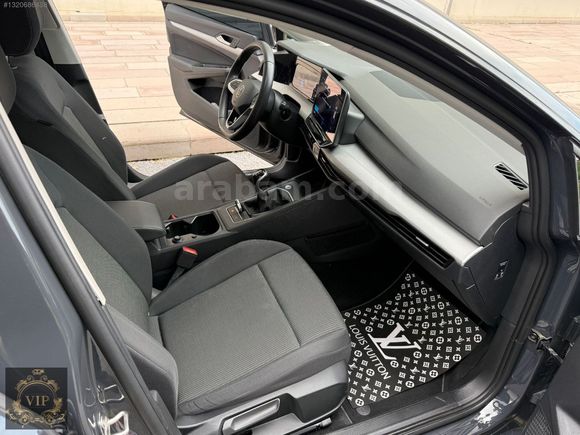 2024 MODEL GOLF 19.000 KM HATASIZ BOYASIZ
