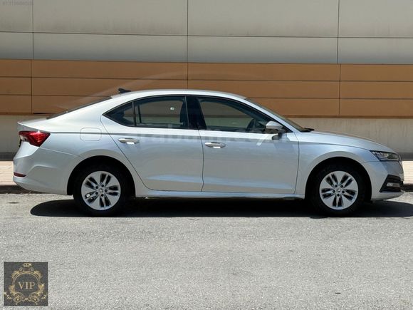 2024 SKODA OCTAVİA 1.0 e-TEC+ELİTE+TABLET