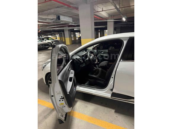 Sahibinden Renault Clio 1.5 dCi Touch 2017 Model 