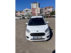 Sahibinden Ford Tourneo Courier 1.5 TDCi Journey Titanium 2023 Model  74.000 km Beyaz
