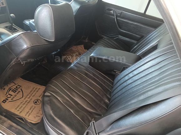 Galeriden Mercedes - Benz E 200 1987 275.000 TLAntalya