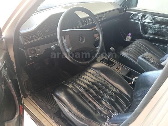 Galeriden Mercedes - Benz E 200 1987 275.000 TLAntalya