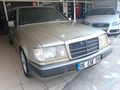 Galeriden Mercedes - Benz E 200 1987 275.000 TLAntalya