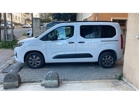 Sahibinden Opel Combo 1.5 CDTI Edition 2025 Model 