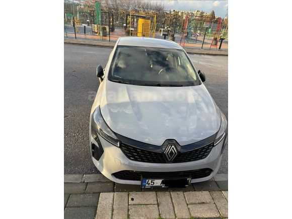 Sahibinden Renault Clio 1.0 TCe Evolution 2024 Model 