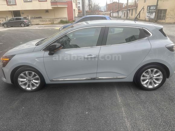 Sahibinden Renault Clio 1.0 TCe Evolution 2024 Model 