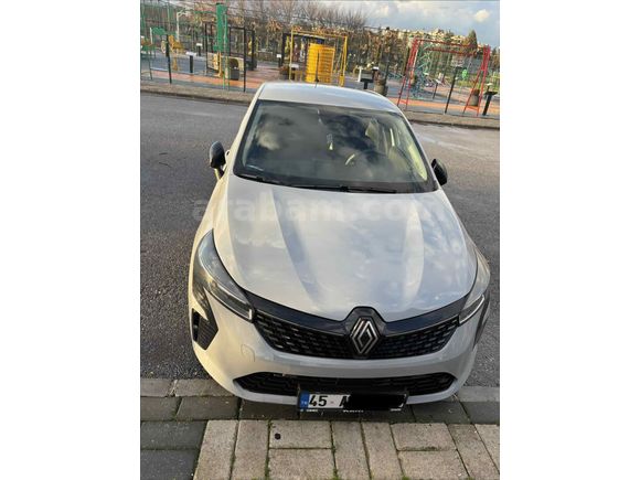 Sahibinden Renault Clio 1.0 TCe Evolution 2024 Model 